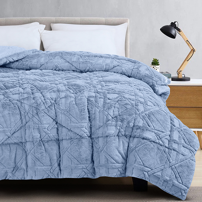 Breeze Winter Comforter